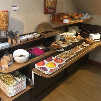 Hôtel le Bayeux - Breakfast is served here in the morning by 7:30am. If you choose to dine here in the morning, the cost will be added to your hotel bill. - Hotels Near Me - Bayeux, 14 Hôtel le Bayeux - Breakfast is served here in the morning by 7:30am. If you choose to dine here in the morning, the cost will be added to your hotel bill. - Hotels Near Me - Bayeux, 14