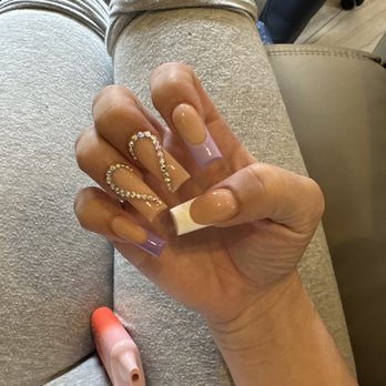Queen Nails Spa - Nail Salons Near Me - Melbourne, Florida