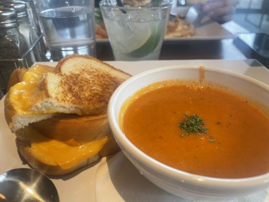 Base Camp Bar & Grill by null