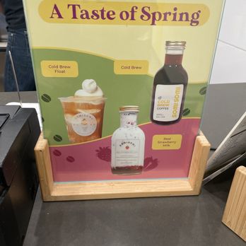 Somisomi - Seasonal bevs - Desserts Near Me - Long Beach, California Somisomi - Seasonal bevs - Desserts Near Me - Long Beach, California