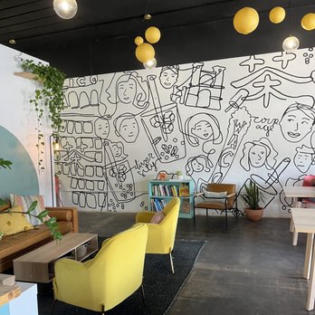 Cha Community - Seating area - Bubble Tea Near Me - Waco, Texas