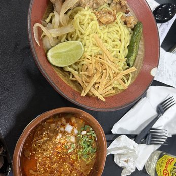 Ramen Del Barrio - Fried chicken ramen and mole ramen. Yes, mole. ramen. - Ramen Near Me - Austin, Texas Ramen Del Barrio - Fried chicken ramen and mole ramen. Yes, mole. ramen. - Ramen Near Me - Austin, Texas