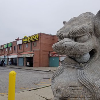 Chinatown Square - Shopping Centers Near Me - Chicago, Illinois