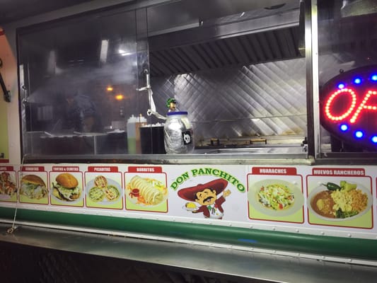 Don Panchito Taco truck by null