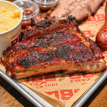 True Texas BBQ - Quarter Rack St Louis Ribs & Mac & Cheese - Barbeque Near Me - Prosper, Texas True Texas BBQ - Quarter Rack St Louis Ribs & Mac & Cheese - Barbeque Near Me - Prosper, Texas