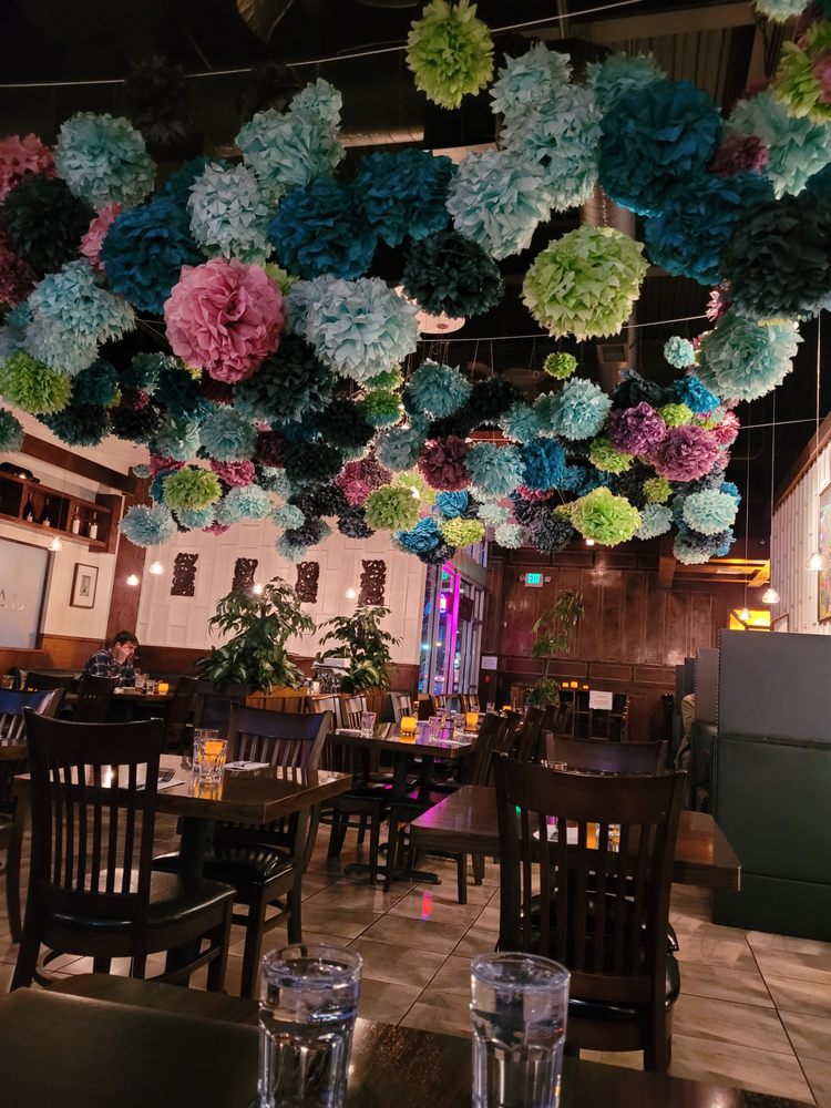 Mango Thai Cuisine & Bar