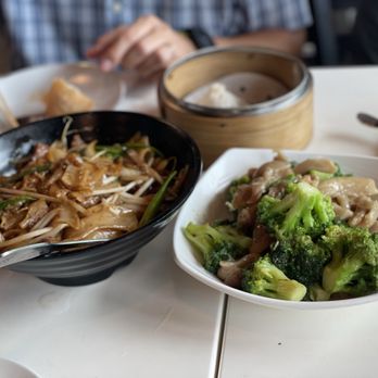 Dim Dim Sum - Chicken with broccoli. - Dim Sum Near Me - Windermere, Florida