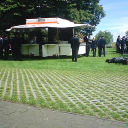 Waldfest - Antreten zur Mittagszeit, der Bierstand ist auch nicht weit!!!!!mal ein Reim=)