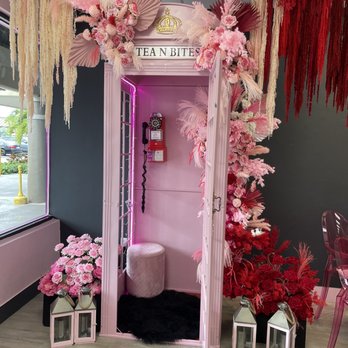 Tea N Bites - Decor - Bubble Tea Near Me - Miami, Florida