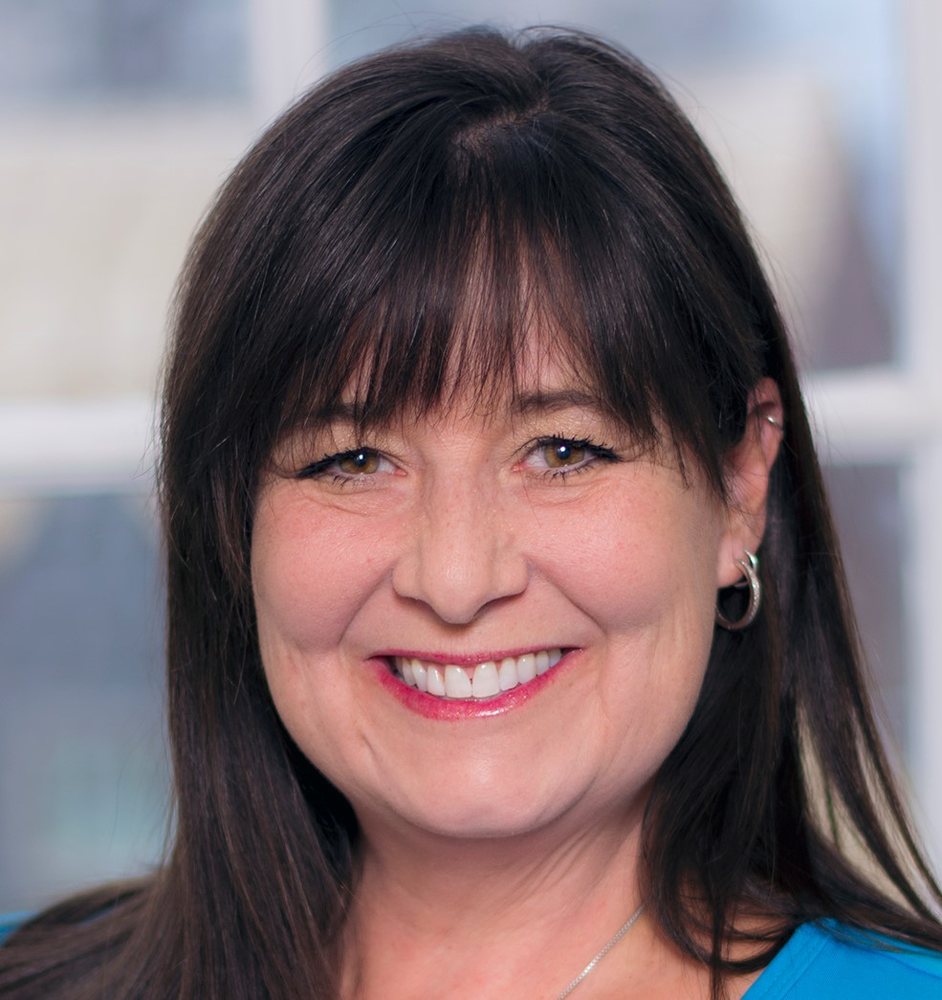 CINDY WILLIAMSON RE/MAX THE GOLFI TEAM Updated April 2024 Contact