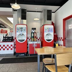 Five Guys - Drink Bar