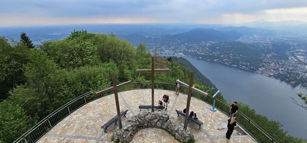 Faro Voltiano by null