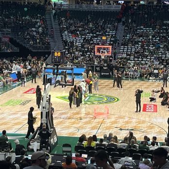 Climate Pledge Arena - Storm - Stadiums & Arenas Near Me - Seattle, Washington