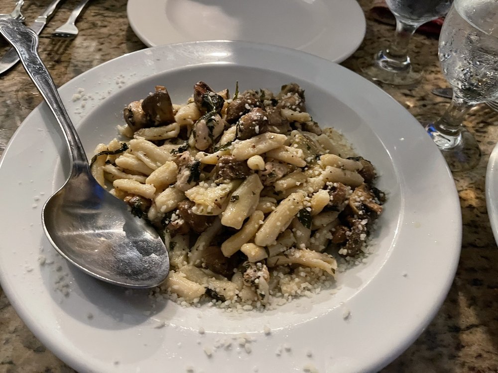 MACALUSO’S RESTAURANT - Updated October 2025 - 94 Photos & 69 Reviews ...