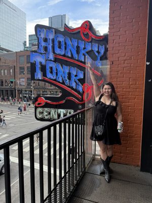 Honky Tonk Central by null