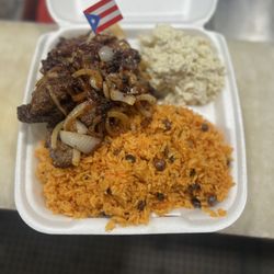 Parkside Convenience - Rice and gandules with steak and onions with potato salad
