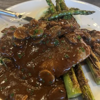 Polo’s Corner - Chicken Madeira the sauce was perfect - New American Near Me - Livermore, California