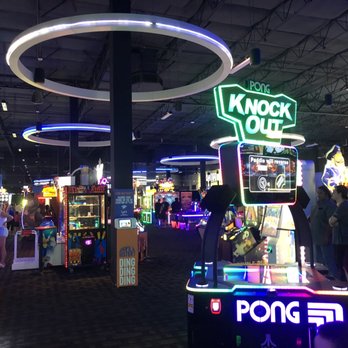 Dave & Buster's Glendale - Sports Bars Near Me - Glendale, Arizona Dave & Buster's Glendale - Sports Bars Near Me - Glendale, Arizona
