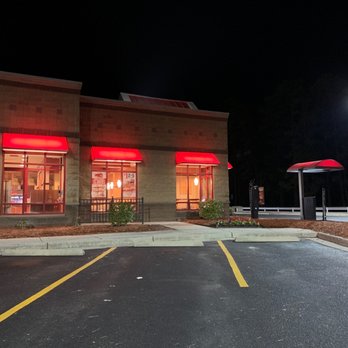 Arby's - Side view - Fast Food Near Me - Leland, North Carolina