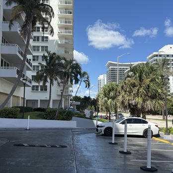 Seacoast 5700 Condominium Association - Apartments Near Me - Miami Beach, Florida Seacoast 5700 Condominium Association - Apartments Near Me - Miami Beach, Florida