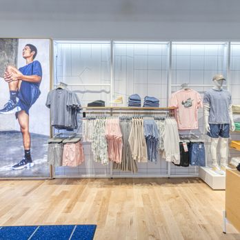 nike town and country