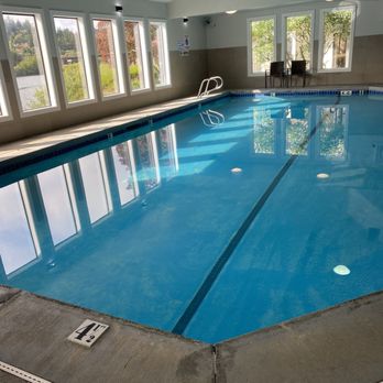 Edgewater Inn - Swimming pool - Hotels Near Me - Coos Bay, Oregon Edgewater Inn - Swimming pool - Hotels Near Me - Coos Bay, Oregon