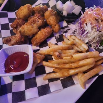 Itaewon - Chicken wings - Pubs Near Me - Morton Grove, Illinois Itaewon - Chicken wings - Pubs Near Me - Morton Grove, Illinois
