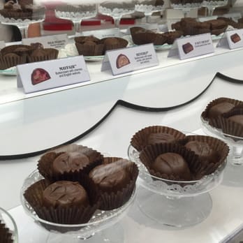 See's Candies - Candy Stores Near Me - Valencia, California See's Candies - Candy Stores Near Me - Valencia, California