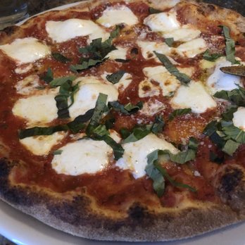 Cosimo's On Union - Best Margherita this side of Naples - Pizza Near Me - Newburgh, New York
