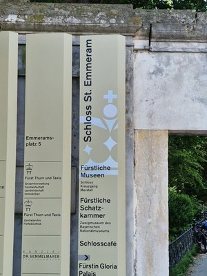 Schloss St. Emmeram, Thurn und Taxis by null