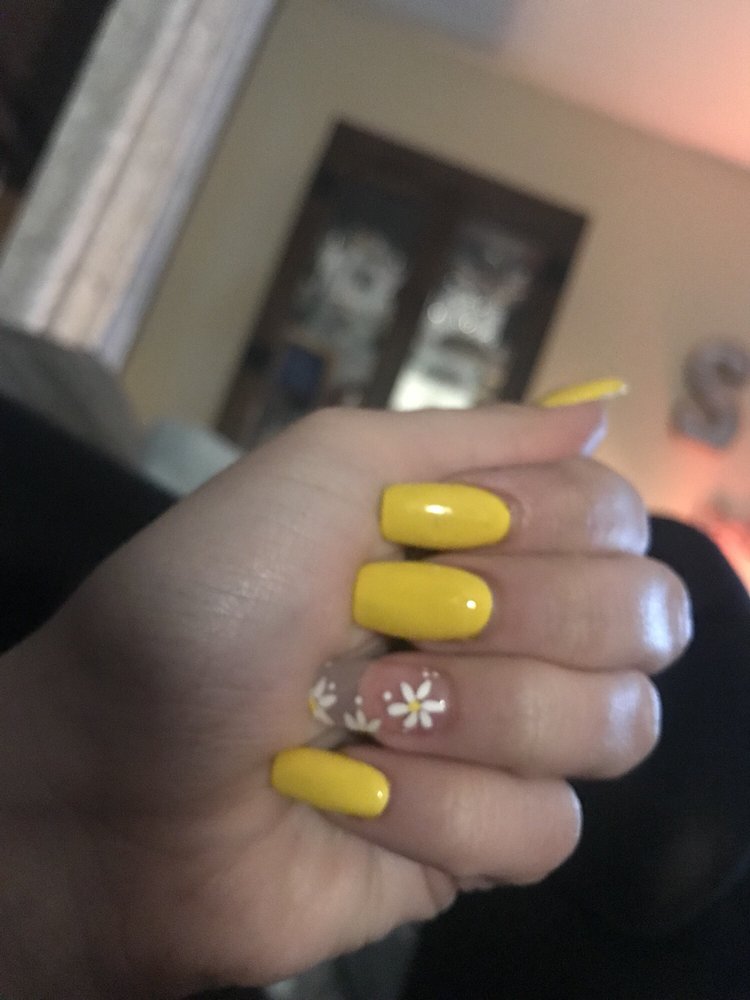 Best Nail Care Logo