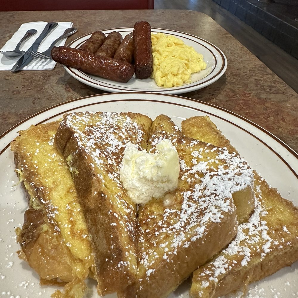 Annie's Cafe - Temecula - French Toast with Bacon or Sausage Scrambled Eggs - Breakfast & Brunch Near Me - Temecula, California Annie's Cafe - Temecula - French Toast with Bacon or Sausage Scrambled Eggs - Breakfast & Brunch Near Me - Temecula, California