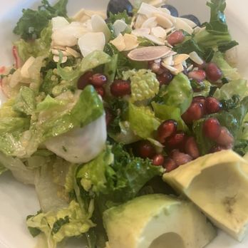 Artisan Restaurant - Artisan Salad - Breakfast & Brunch Near Me - West Hartford, Connecticut Artisan Restaurant - Artisan Salad - Breakfast & Brunch Near Me - West Hartford, Connecticut