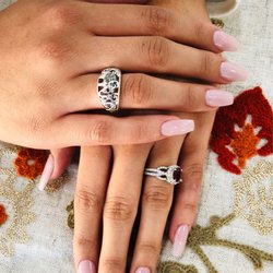Hammond Nails Of Roswell - Natural Pink Dipping Powder by Jen