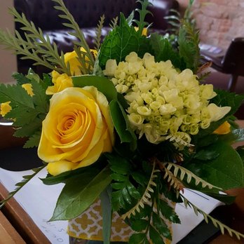 Sand's Florist - My mom's bday bouquet - Florists Near Me - Jackson, Tennessee Sand's Florist - My mom's bday bouquet - Florists Near Me - Jackson, Tennessee