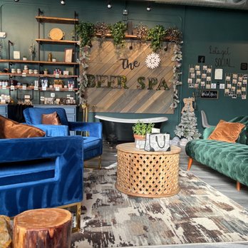 Oakwell Beer Spa - Waiting area - Day Spas Near Me - Denver, Colorado