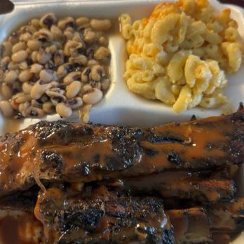 Mama T’s - Jerk ribs macaroni and cheese black eyed peas was everything falling off the bone - Soul Food Near Me - Dothan, Alabama Mama T’s - Jerk ribs macaroni and cheese black eyed peas was everything falling off the bone - Soul Food Near Me - Dothan, Alabama