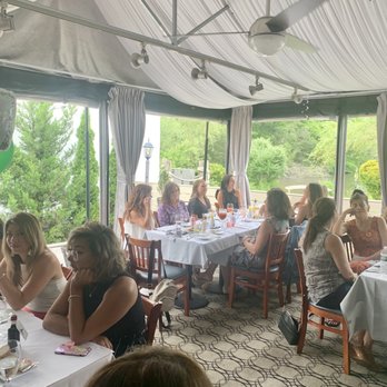 Bella Vie - Lakeside dining room - Italian Near Me - Bay Shore, New York