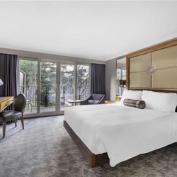 Hilton Grand Vacations at Craigendarroch Suites - Guest room