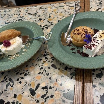 Dagg Thai Restaurant - Taro Puff & Caramel Delight - Thai Near Me - New York, New York