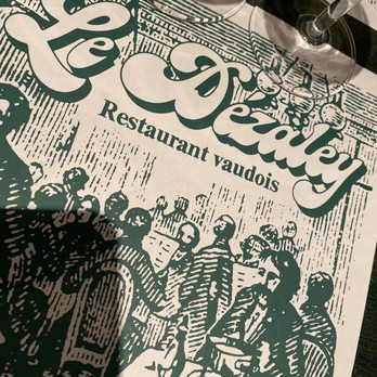 Le Dézaley - Traditional fondue - Fondue Near Me - Zürich, ZH Le Dézaley - Traditional fondue - Fondue Near Me - Zürich, ZH