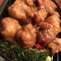 Wontons - Large General Tso's chicken (to go)