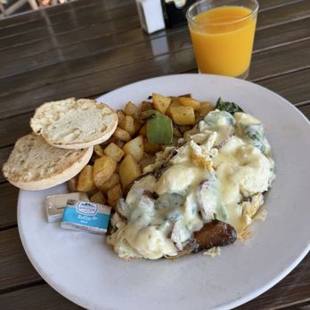 Rockwell's Bakery, Cafe & Bar - Egg White Scram - American Near Me - San Clemente, California Rockwell's Bakery, Cafe & Bar - Egg White Scram - American Near Me - San Clemente, California