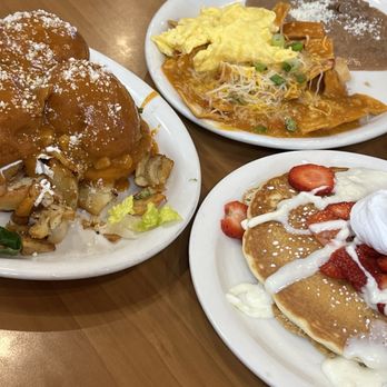 Loaded Cafe - Banbaso Flight + Chilaquiles No Meat+ NY Strawberry Pancakes - Breakfast & Brunch Near Me - Santa Ana, California