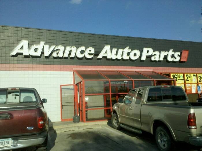 ADVANCE AUTO PARTS 3910 Center Point Rd NE, Cedar Rapids, Iowa Auto Parts & Supplies Phone