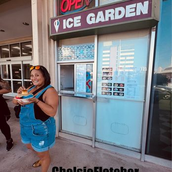 Aiea Shopping Center - Shopping Centers Near Me - Aiea, Hawaii Aiea Shopping Center - Shopping Centers Near Me - Aiea, Hawaii
