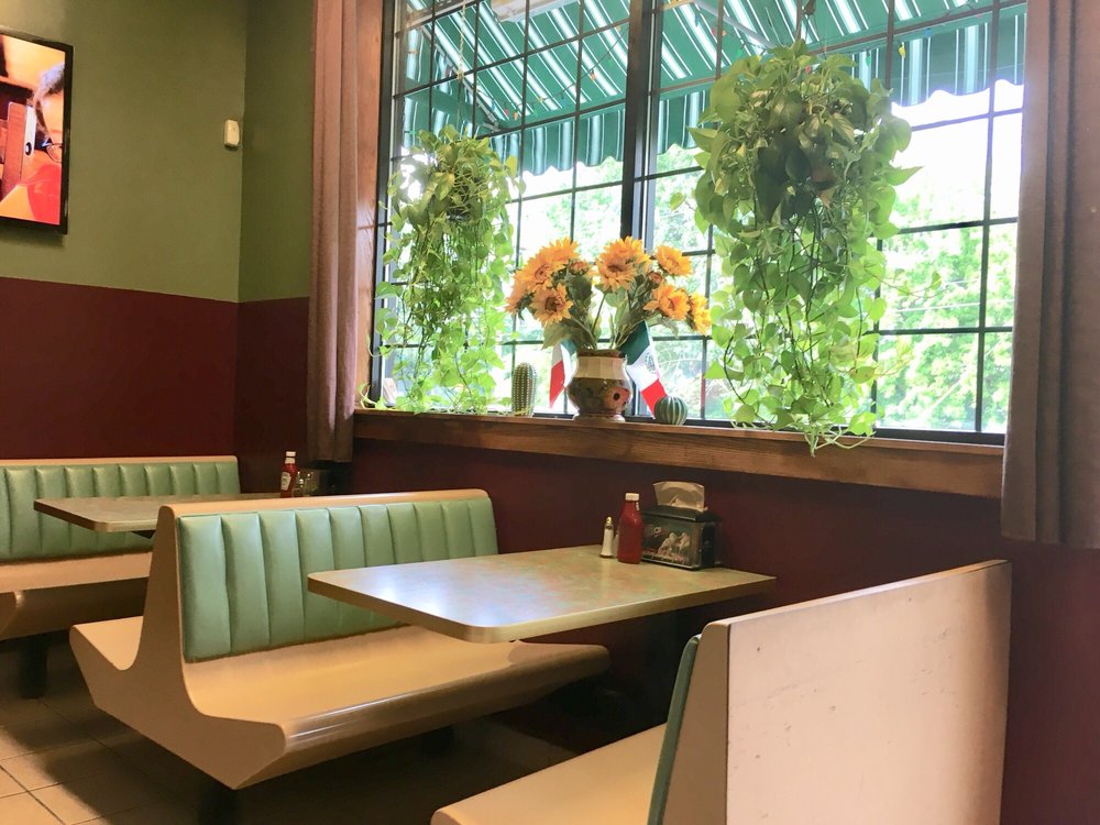 Nicolas Pizza & Mexican Eatery