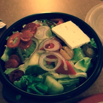 Giordano's - Greek salad with red wine vinaigrette - Pizza Near Me - Chicago, Illinois Giordano's - Greek salad with red wine vinaigrette - Pizza Near Me - Chicago, Illinois
