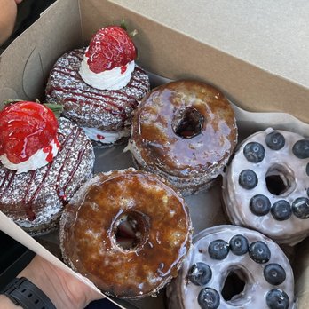 Friendly Donuts - Strawberry Shortcake Dossant, Creme Brulee Dossant, Blueberry Bomb Dossant - Donuts Near Me - Orange, California Friendly Donuts - Strawberry Shortcake Dossant, Creme Brulee Dossant, Blueberry Bomb Dossant - Donuts Near Me - Orange, California