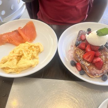 Cafeteria - New American Near Me - New York, New York